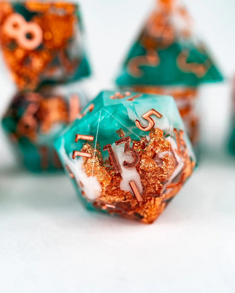 Locklost | 7 Piece Sharp Edge Dice Set