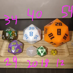 Huge D20 55mm - Marble: Marble Pink/Black